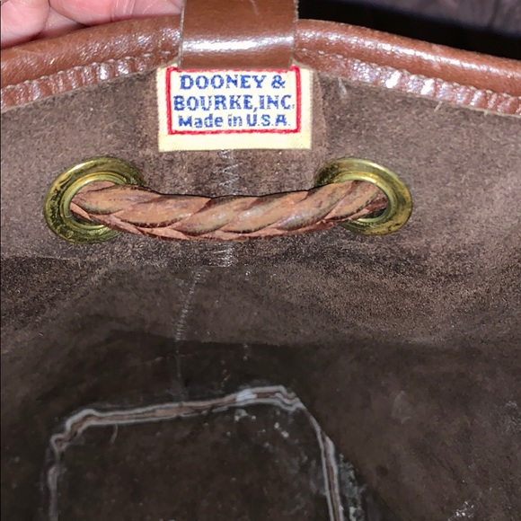 Vintage Dooney and Bourke bucket bag - Picture 5 of 6